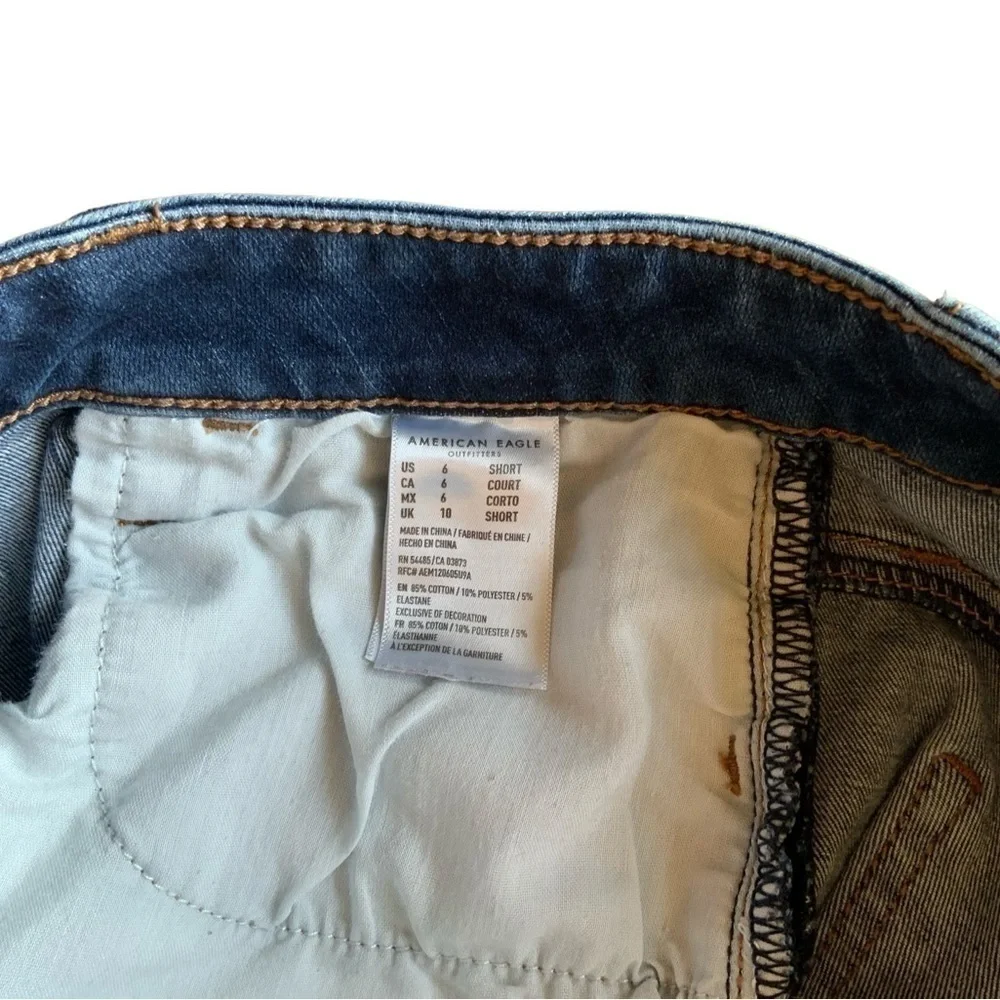 American Eagle Women’s Jeans Hi-Rise Distressed Jegging Crop, Size 6 Short - Picture 5 of 5